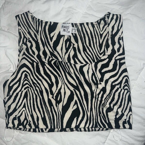 Princess Polly Top - Picture 1 of 3